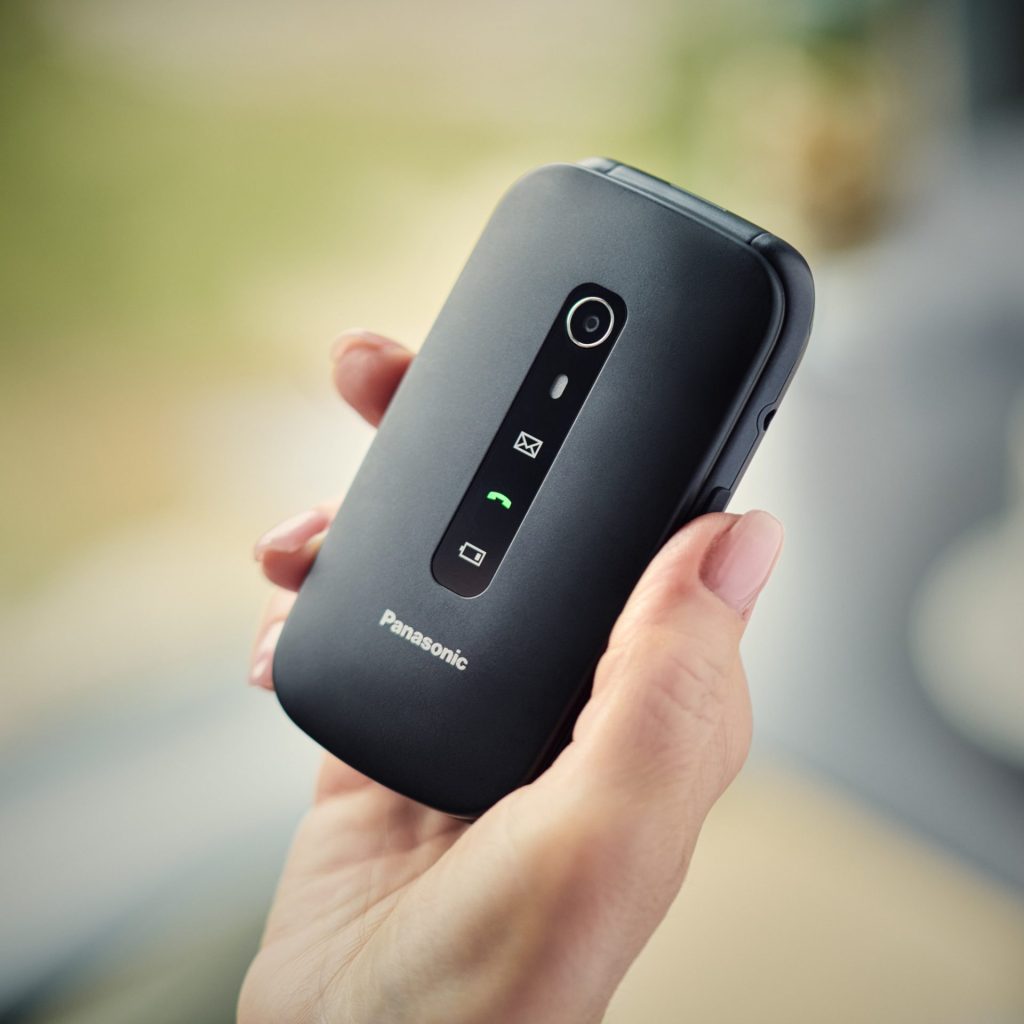 Panasonic KX-TU550EXB Panasonic KX-TU550 telefon dla seniora z klapką (4G VoLTE Clear Call, duży ekran 2,8", aparat 1,2 MP, połączenia SOS, tryb głośnomówiący), czarny 16 Panasonic KX-TU550EXB KX TU550EXB 004