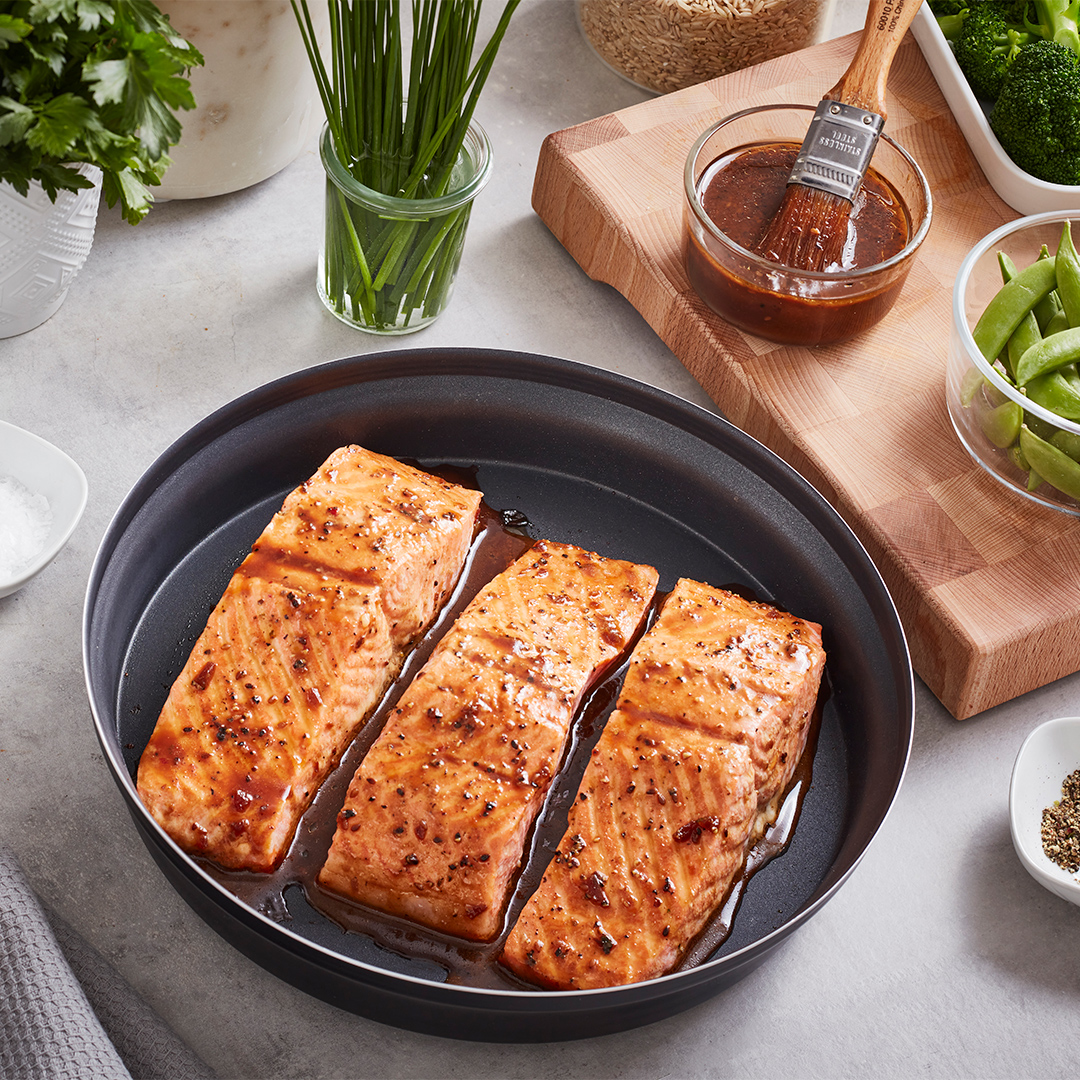Panasonic NN-GD38QSEPG Panasonic NN GD Steam Pot Salmon