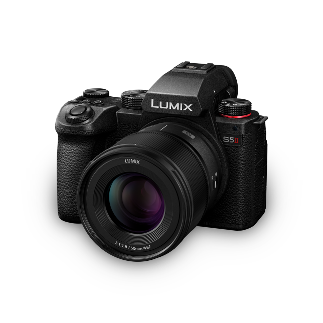 Panasonic DC-S5M2CE ast 1824424.png.pub.thumb.644.644