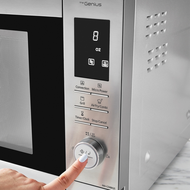 Panasonic NN-CD88QSEPG ast 2628369.jpg.pub.thumb.644.644