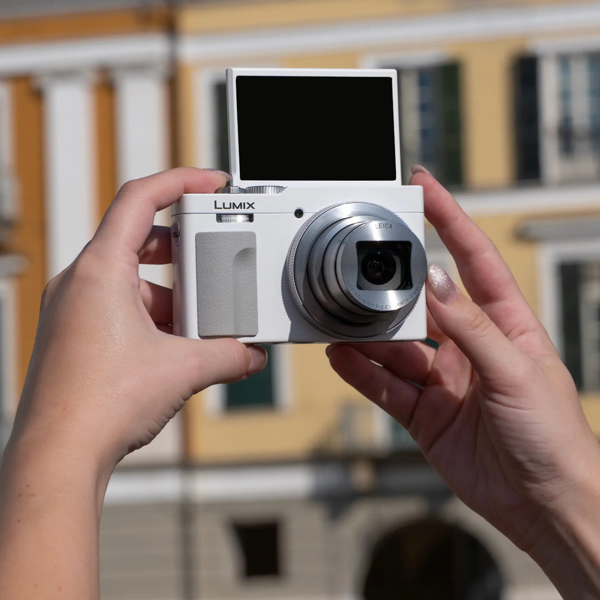 Panasonic LUMIX DC-TZ99 ホワイト 本体 パナソニック LUMIX DC-TZ99-W [ホワイト] 価格比較 - 価格.com