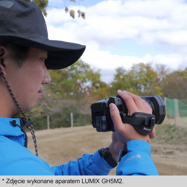 Panasonic HC-X1200E Panasonic HC-X1200 lekka kamera 4K w stylu palmtopa (10-bitowa jakość nagrywania 4K 60p, szeroki kąt 25mm, zoom 24x, AF/AE z wykrywaniem twarzy, HEVC) 10 Wielofunkcyjny tryb nagrywania