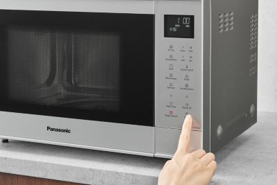 Panasonic NN-CT57RMEPG Panasonic NN-CT57RM kuchenka mikrofalowa Inverter Slim z grillem i funkcją Air Fry (1000W, termoobieg, 27l, kosz do smażenia beztłuszczowego), srebrna 44 Panasonic NN-CT57RMEPG 03 NN CT57RM easyToUse 1