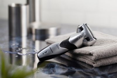 Panasonic ES-SL33-K503 Panasonic ES-SL33 golarka męska z 3 ostrzami (ostrza wewnętrzne 30stopni, wodoodporna konstrukcja, wysuwany trymer, Japanese Blade Tech), czarna 23 Panasonic ES-SL33-K503 SL83 SL33 WSL7D S image B 3